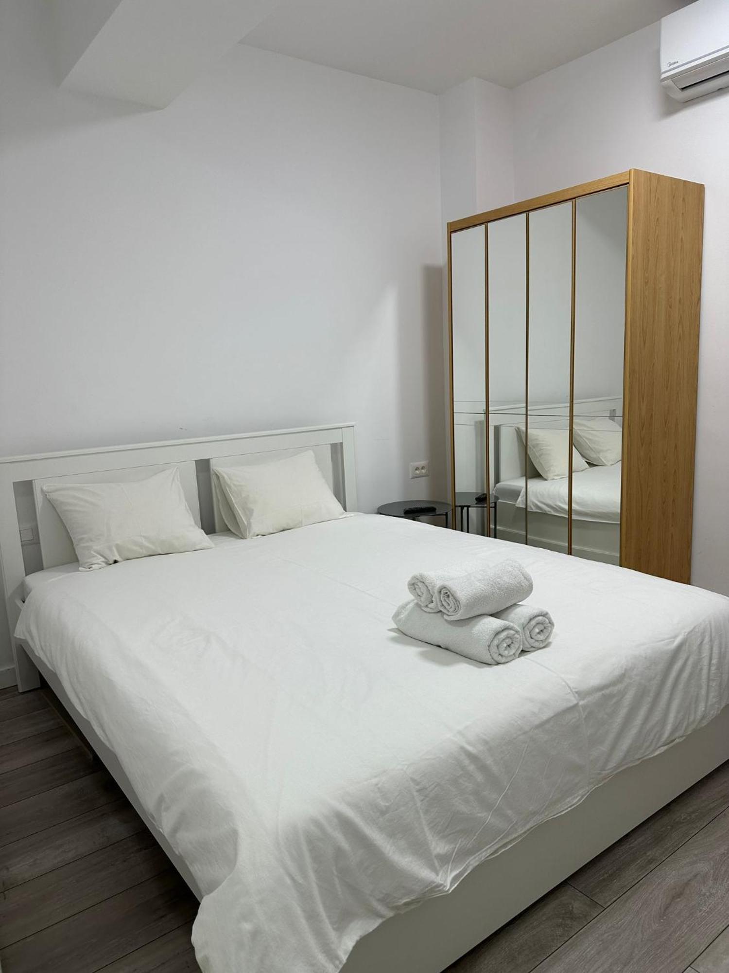 Catedral Apartment Bucureşti Exterior foto